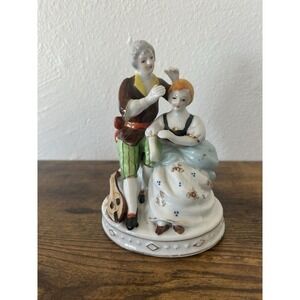 Vintage Occupied Japan Figurines Victorian Man & Woman Couple 6" Decor Collector